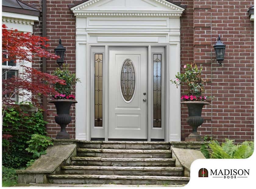 entry door with sidelights