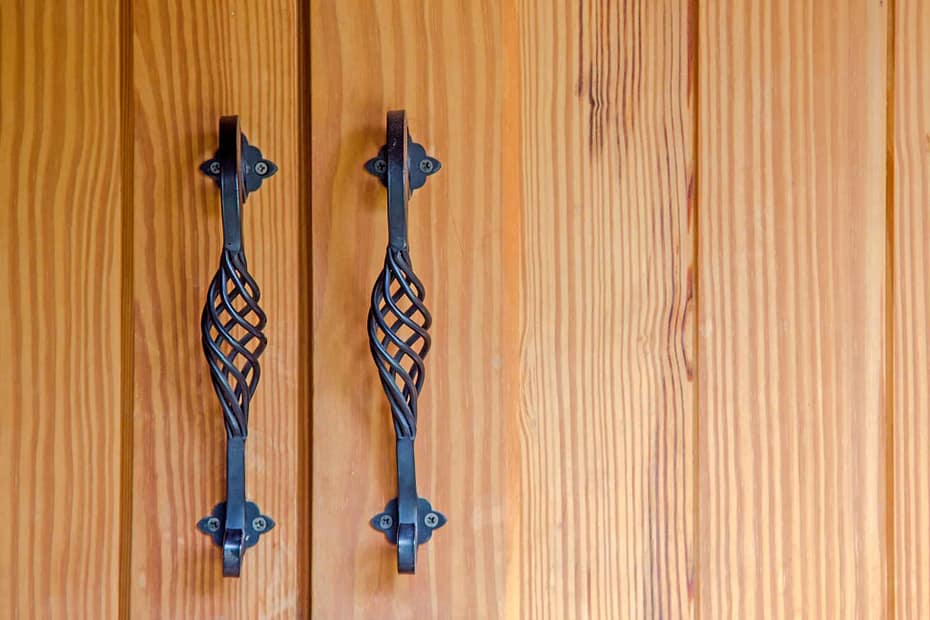 antique style door hardware